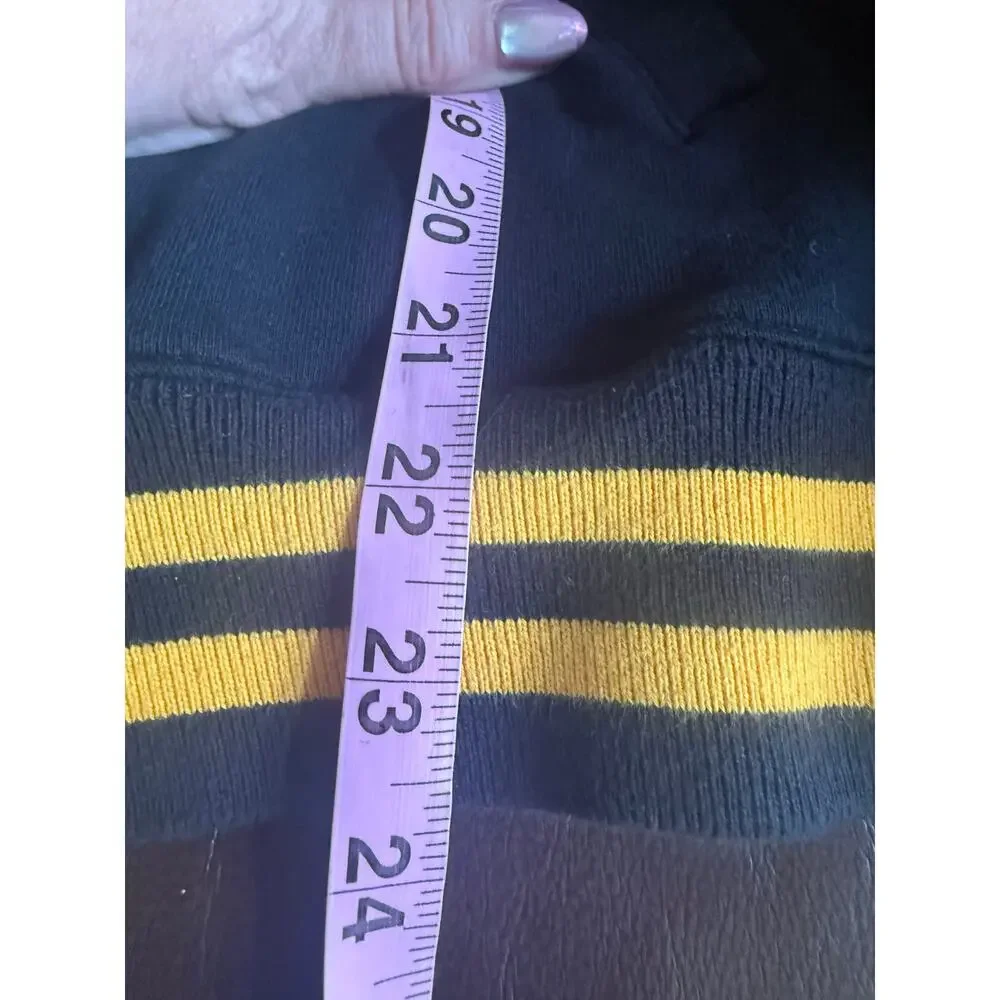 Champion Iowa‎ Hawkeyes women’s logo jacket L
